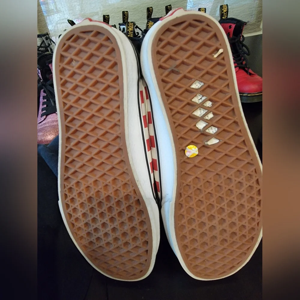 Checkered Vans - Picture 4 of 5